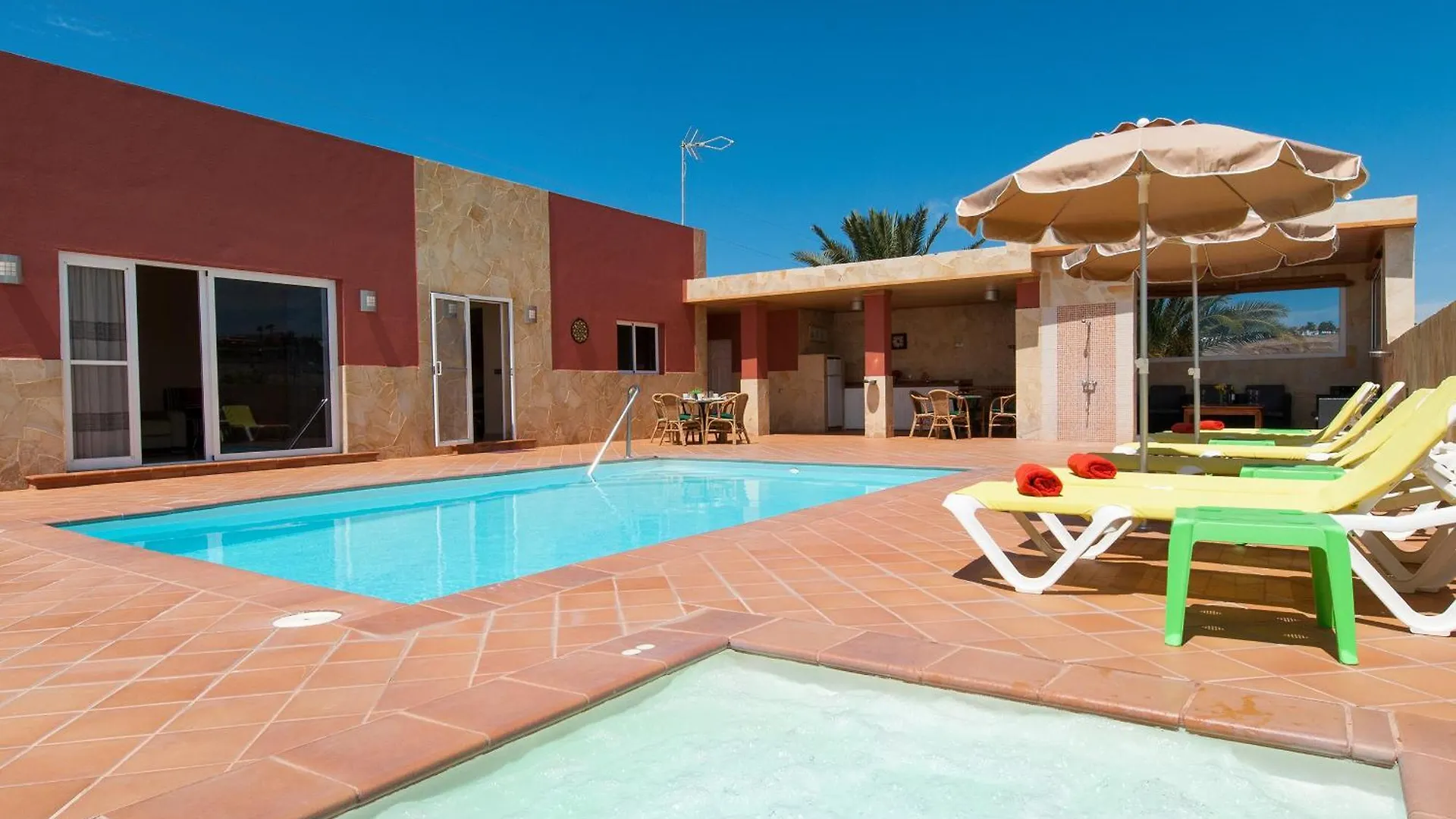 Villa Los Azules With Pool And Jacuzzi 马斯帕洛马斯